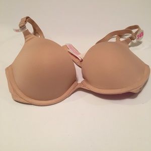 Victoria’s Secret Pink push-up bra
